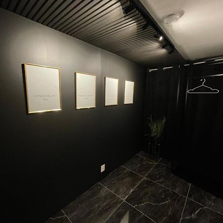 Andalsnes Underground Flat Apartment Exterior photo