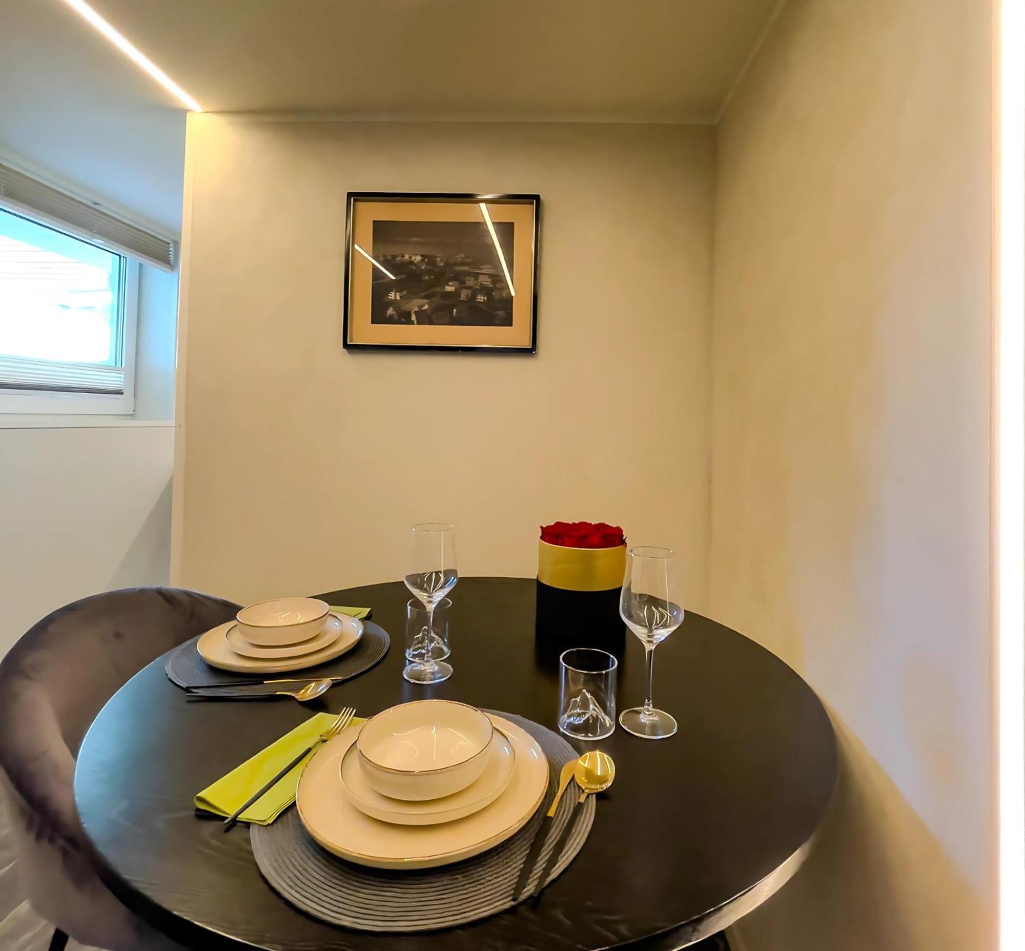 Andalsnes Underground Flat Apartment Exterior photo
